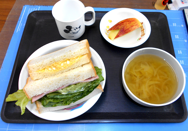給食メニュー